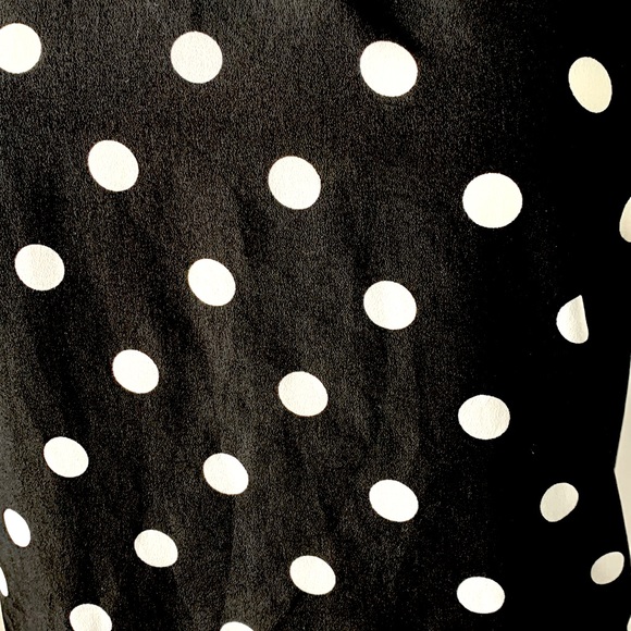 Ann Taylor short sleeve poka-dot pattern pull-over blouse XS - Picture 6 of 8